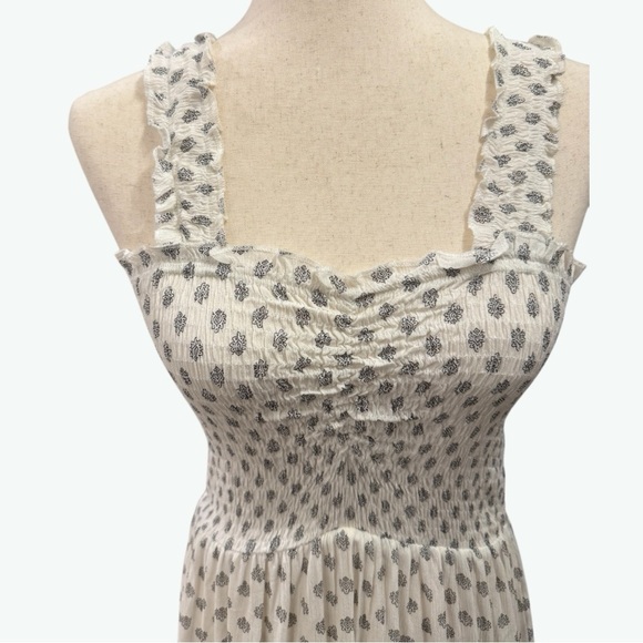 SALTY LEMON | Summer Dress With Ruching Large - Picture 2 of 4